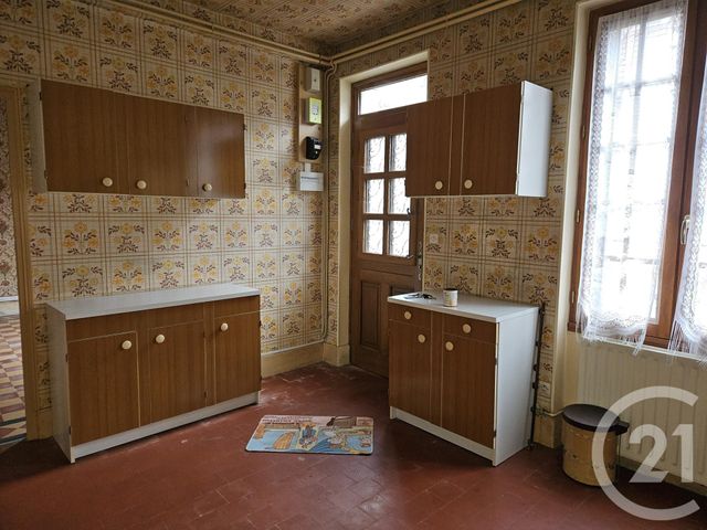 Maison à vendre - 3 pièces - 53 m2 - St Pierre Le Moutier - 58 - BOURGOGNE