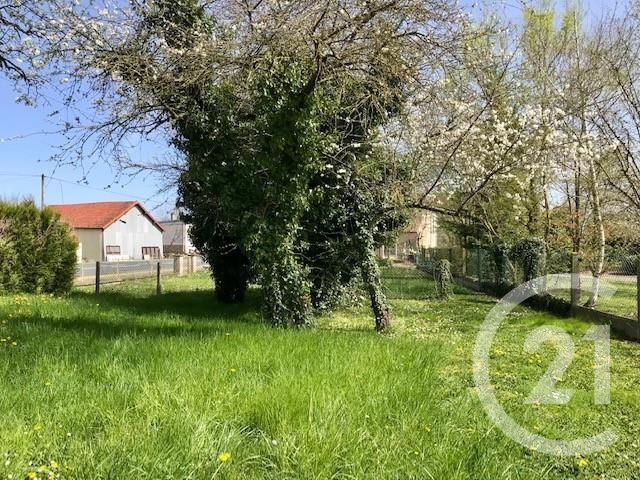 Maison à vendre - 8 pièces - 237,62 m2 - Blet - 18 - CENTRE