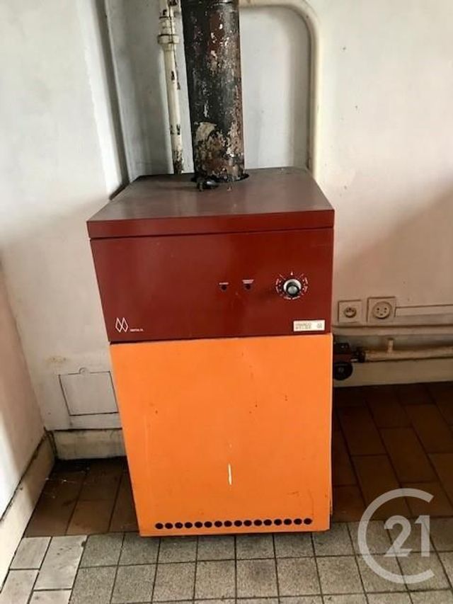 Maison à vendre - 8 pièces - 237,62 m2 - Blet - 18 - CENTRE