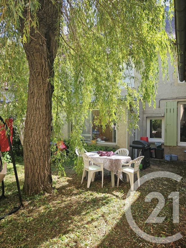 Maison à vendre - 6 pièces - 170 m2 - St Pierre Le Moutier - 58 - BOURGOGNE