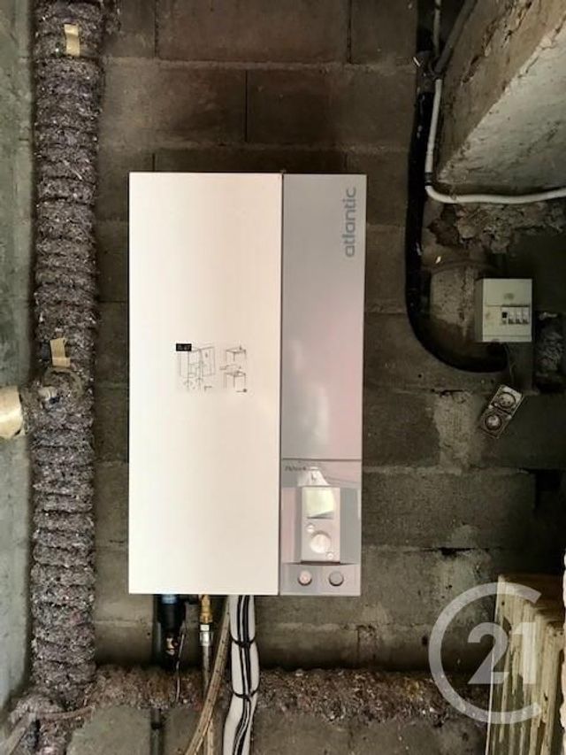 Maison &agrave; vendre - 6 pi&egrave;ces - 141,86 m2 - Neuilly En Dun - 18 - CENTRE