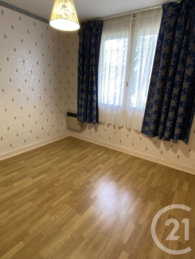 Maison &agrave; vendre - 8 pi&egrave;ces - 145 m2 - La Guerche Sur L Aubois - 18 - CENTRE