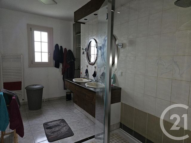 Maison &agrave; vendre - 7 pi&egrave;ces - 165 m2 - St Pierre Le Moutier - 58 - BOURGOGNE