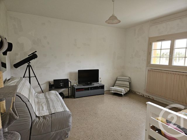 Maison &agrave; vendre - 7 pi&egrave;ces - 165 m2 - St Pierre Le Moutier - 58 - BOURGOGNE