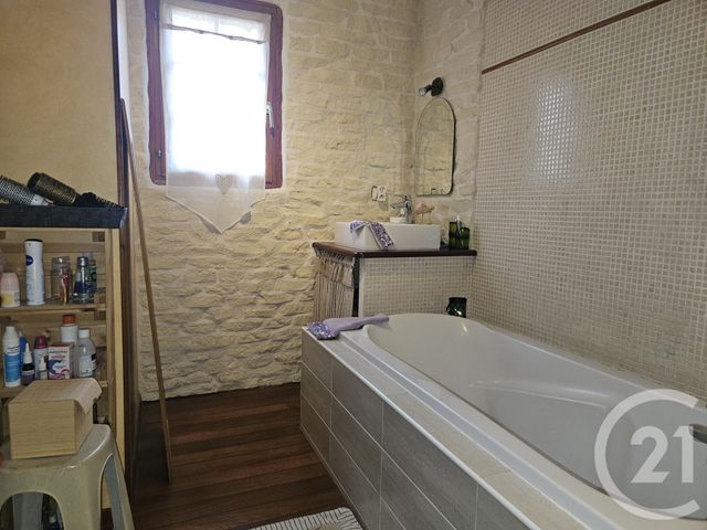 Maison à vendre - 6 pièces - 140 m2 - St Pierre Le Moutier - 58 - BOURGOGNE