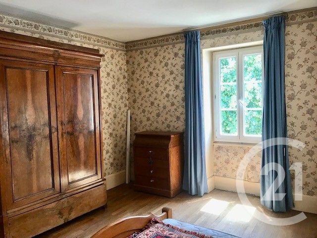 Maison &agrave; vendre - 11 pi&egrave;ces - 233,23 m2 - Blet - 18 - CENTRE