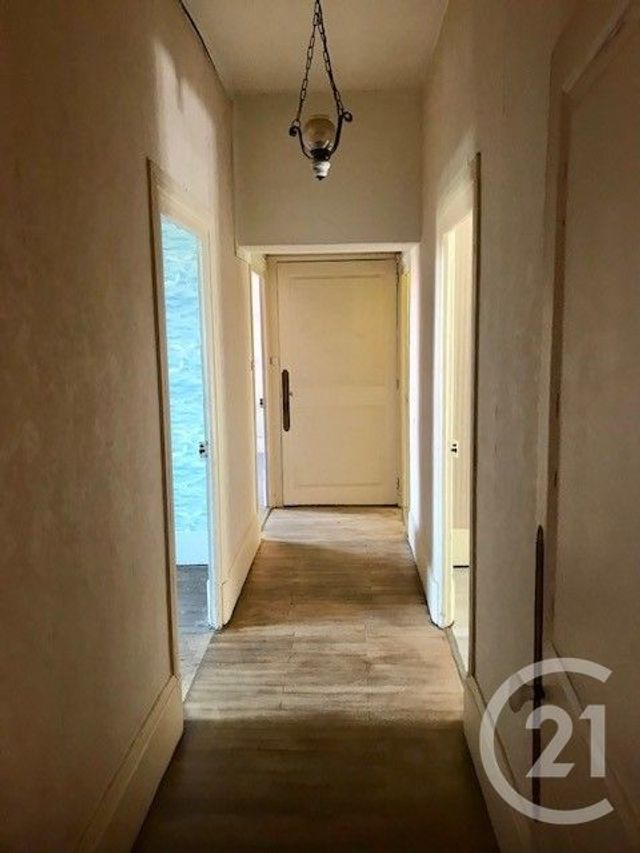 Maison &agrave; vendre - 11 pi&egrave;ces - 233,23 m2 - Blet - 18 - CENTRE