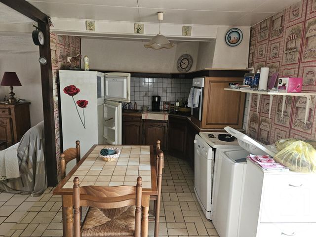 Maison &agrave; vendre - 3 pi&egrave;ces - 60 m2 - St Pierre Le Moutier - 58 - BOURGOGNE