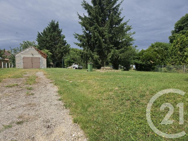 Maison &agrave; vendre - 3 pi&egrave;ces - 60 m2 - St Pierre Le Moutier - 58 - BOURGOGNE