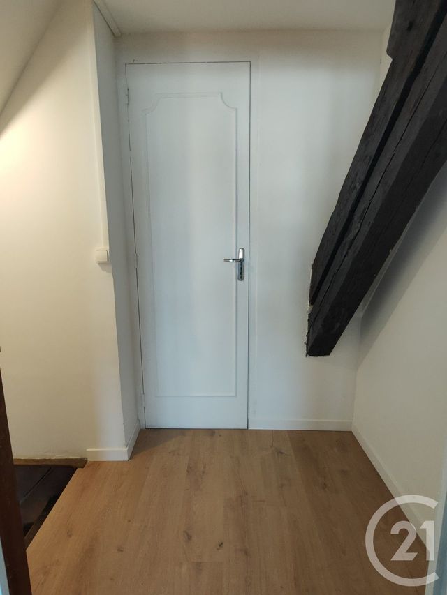 Maison &agrave; vendre - 8 pi&egrave;ces - 169,98 m2 - Sancoins - 18 - CENTRE