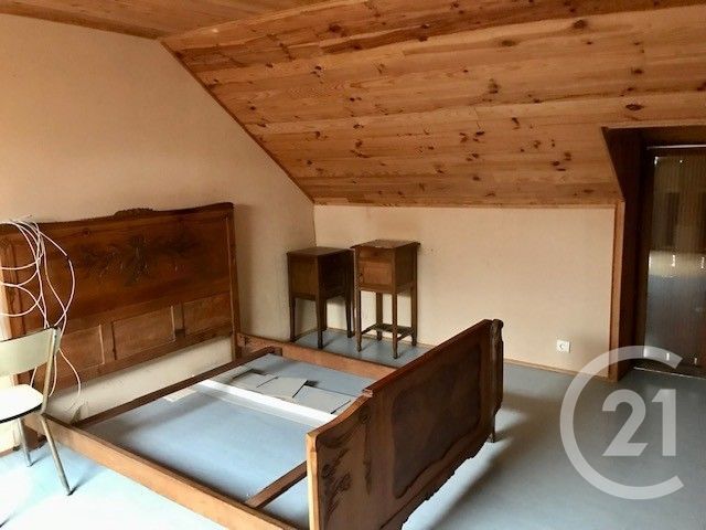 Maison &agrave; vendre - 4 pi&egrave;ces - 93,34 m2 - La Chapelle Hugon - 18 - CENTRE