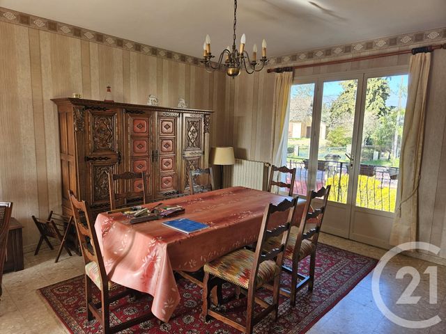 Maison &agrave; vendre - 3 pi&egrave;ces - 95 m2 - St Pierre Le Moutier - 58 - BOURGOGNE