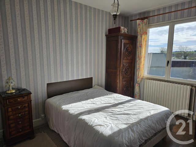 Maison &agrave; vendre - 3 pi&egrave;ces - 95 m2 - St Pierre Le Moutier - 58 - BOURGOGNE