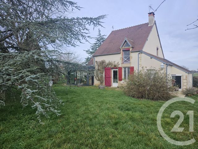 Maison &agrave; vendre - 6 pi&egrave;ces - 150 m2 - Saligny Le Vif - 18 - CENTRE