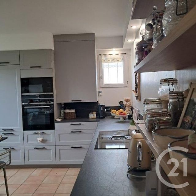 Maison &agrave; vendre - 6 pi&egrave;ces - 150 m2 - Saligny Le Vif - 18 - CENTRE