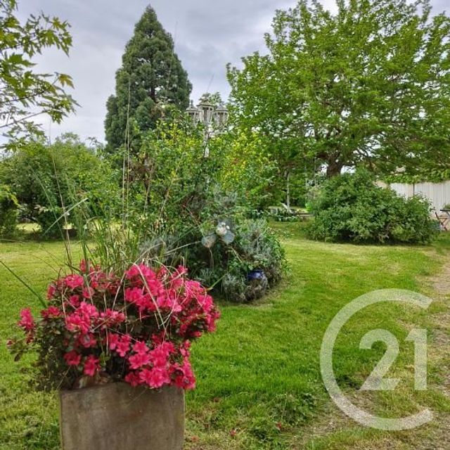 Maison &agrave; vendre - 6 pi&egrave;ces - 150 m2 - Saligny Le Vif - 18 - CENTRE