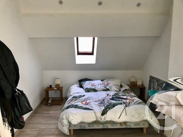 Maison &agrave; vendre - 3 pi&egrave;ces - 113,11 m2 - La Chapelle Hugon - 18 - CENTRE