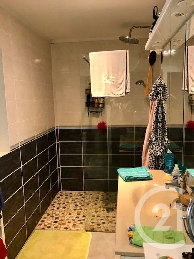 Maison &agrave; vendre - 3 pi&egrave;ces - 113,11 m2 - La Chapelle Hugon - 18 - CENTRE