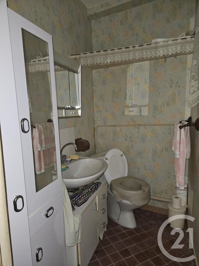 Maison &agrave; vendre - 4 pi&egrave;ces - 103 m2 - St Pierre Le Moutier - 58 - BOURGOGNE