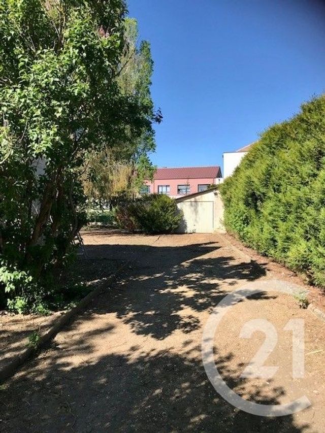 Maison &agrave; vendre - 5 pi&egrave;ces - 105,31 m2 - Nerondes - 18 - CENTRE