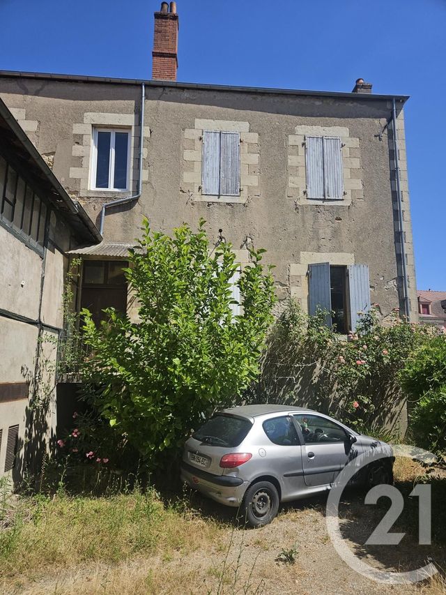 Maison &agrave; vendre - 10 pi&egrave;ces - 300 m2 - St Pierre Le Moutier - 58 - BOURGOGNE