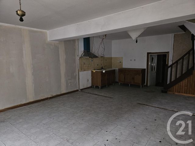 Maison &agrave; vendre - 3 pi&egrave;ces - 113 m2 - St Pierre Le Moutier - 58 - BOURGOGNE