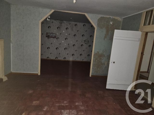 Maison &agrave; vendre - 3 pi&egrave;ces - 113 m2 - St Pierre Le Moutier - 58 - BOURGOGNE