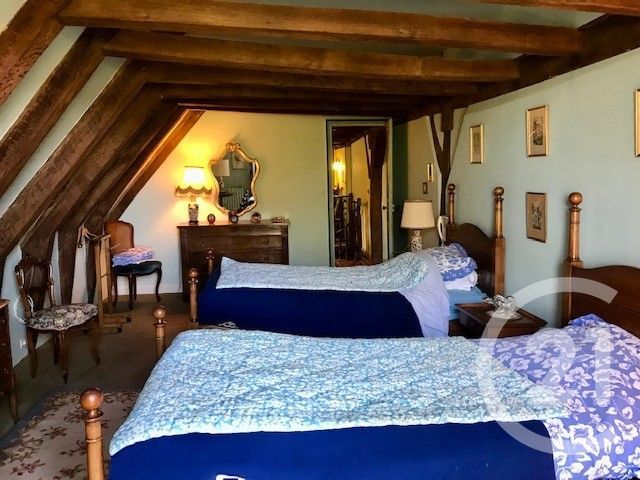 Maison &agrave; vendre - 6 pi&egrave;ces - 229,59 m2 - Le Chautay - 18 - CENTRE