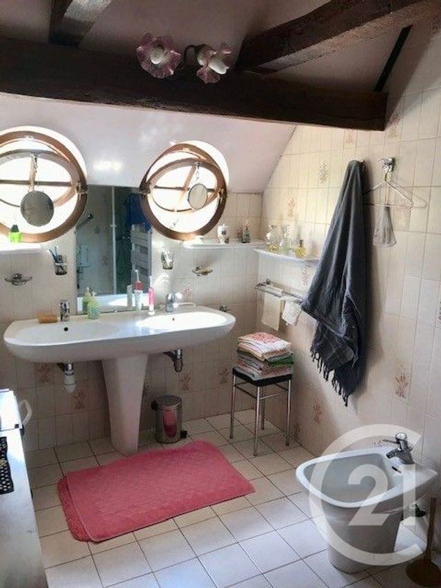 Maison &agrave; vendre - 6 pi&egrave;ces - 229,59 m2 - Le Chautay - 18 - CENTRE