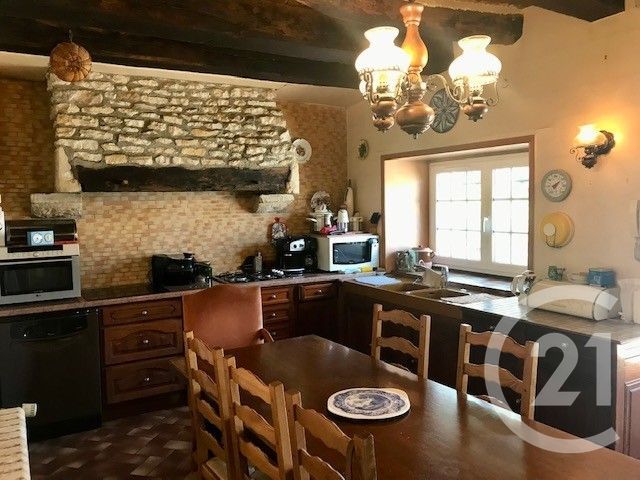 Maison &agrave; vendre - 6 pi&egrave;ces - 229,59 m2 - Le Chautay - 18 - CENTRE