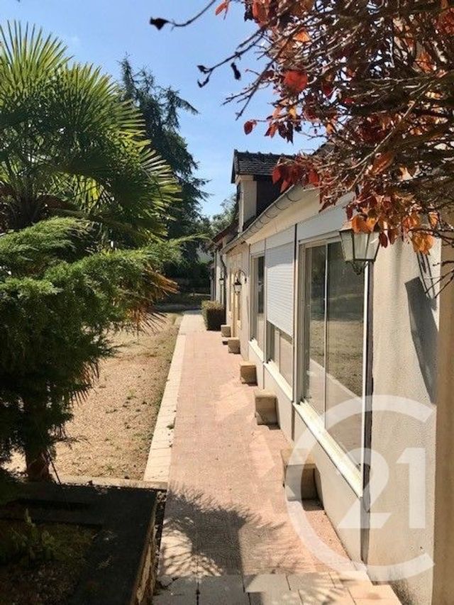 Maison &agrave; vendre - 6 pi&egrave;ces - 229,59 m2 - Le Chautay - 18 - CENTRE