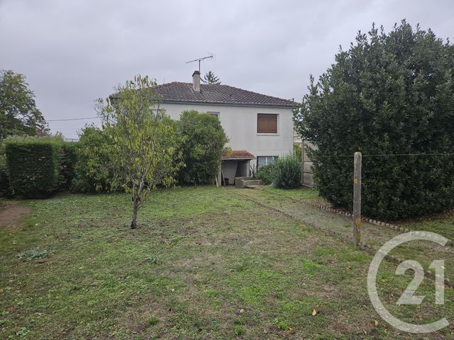 Maison &agrave; vendre - 5 pi&egrave;ces - 105 m2 - St Pierre Le Moutier - 58 - BOURGOGNE