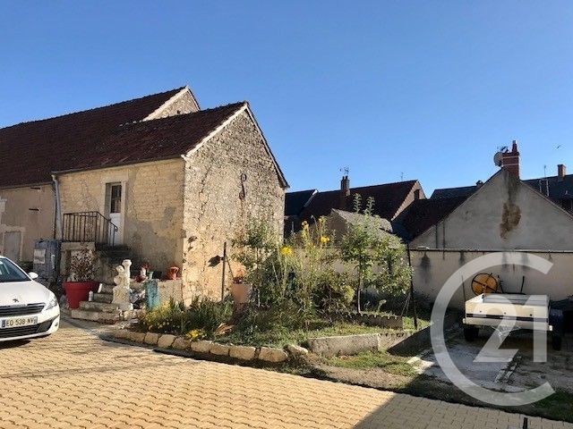 Maison &agrave; vendre - 4 pi&egrave;ces - 112 m2 - Blet - 18 - CENTRE