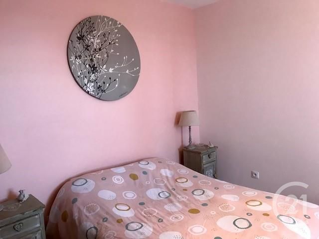 Maison à vendre - 2 pièces - 58 m2 - Chaumont - 18 - CENTRE