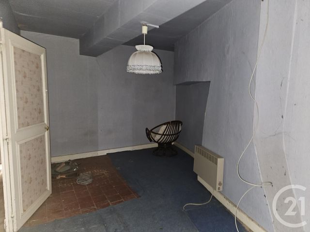 Maison &agrave; vendre - 3 pi&egrave;ces - 122 m2 - St Pierre Le Moutier - 58 - BOURGOGNE