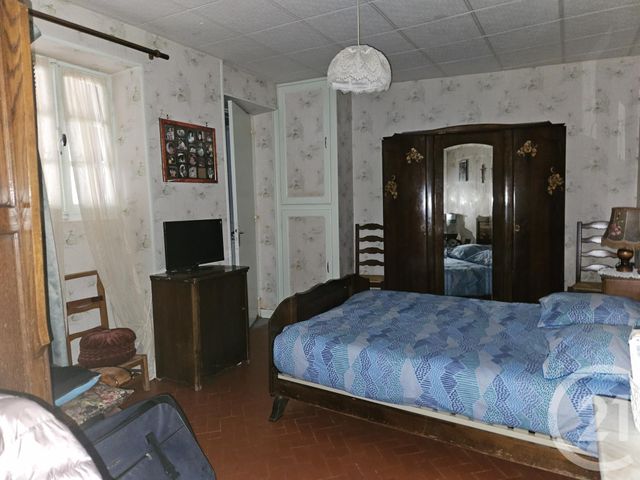 Maison &agrave; vendre - 3 pi&egrave;ces - 122 m2 - St Pierre Le Moutier - 58 - BOURGOGNE