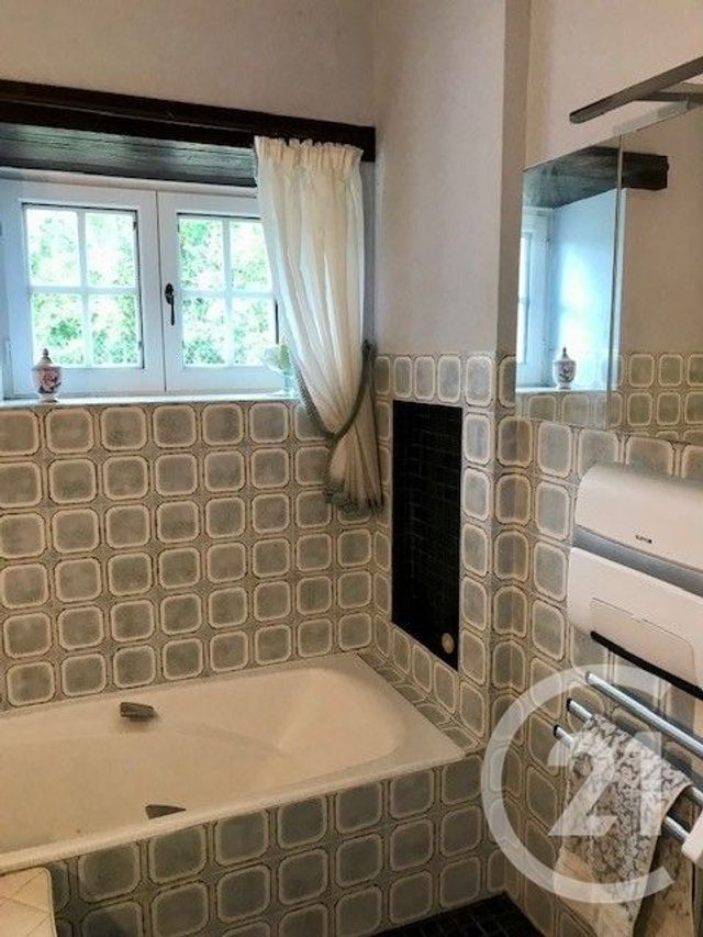 Maison &agrave; vendre - 5 pi&egrave;ces - 126,03 m2 - Charly - 18 - CENTRE