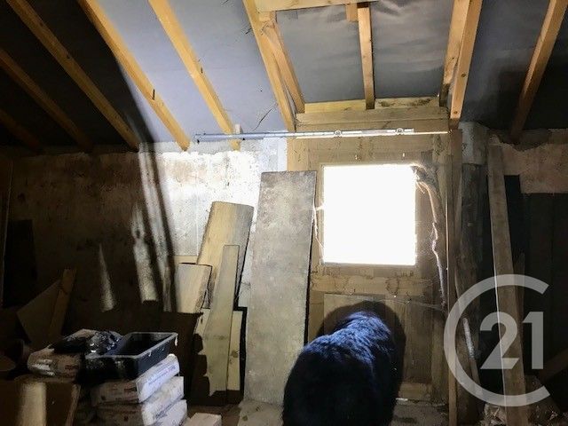 Maison à vendre - 3 pièces - 146,55 m2 - Ignol - 18 - CENTRE