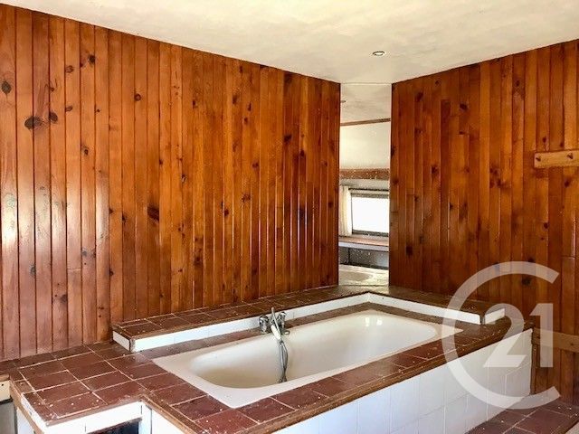 Maison à vendre - 3 pièces - 146,55 m2 - Ignol - 18 - CENTRE