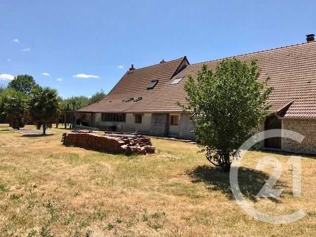 Maison à vendre - 3 pièces - 146,55 m2 - Ignol - 18 - CENTRE