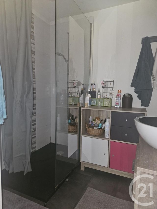 Maison &agrave; vendre - 3 pi&egrave;ces - 90 m2 - Neuvy Le Barrois - 18 - CENTRE