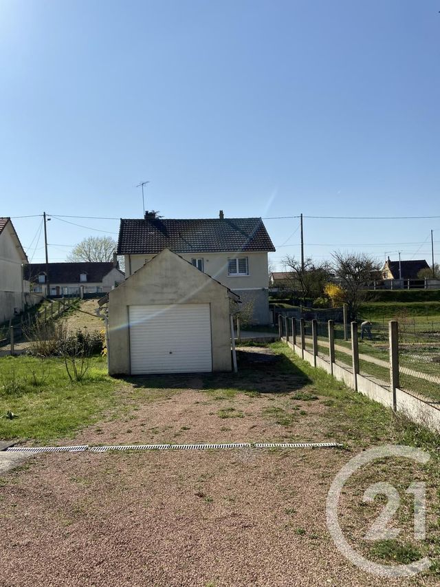 Maison &agrave; vendre - 3 pi&egrave;ces - 72 m2 - La Guerche Sur L Aubois - 18 - CENTRE
