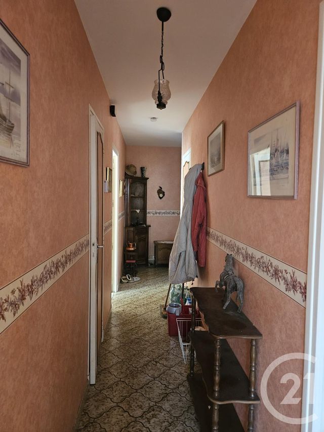 Maison &agrave; vendre - 7 pi&egrave;ces - 130 m2 - Mornay Sur Allier - 18 - CENTRE