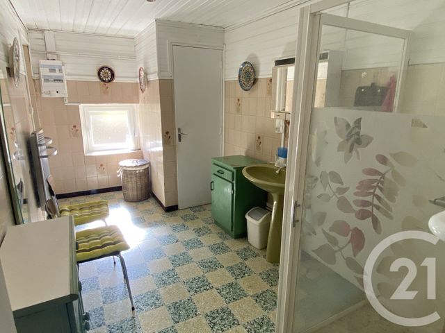 Maison à vendre - 4 pièces - 105 m2 - Bessais Le Fromental - 18 - CENTRE