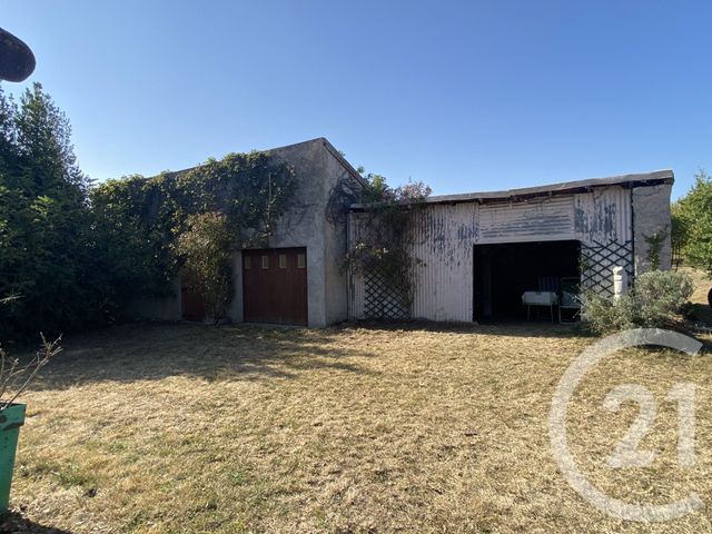 Maison à vendre - 4 pièces - 105 m2 - Bessais Le Fromental - 18 - CENTRE