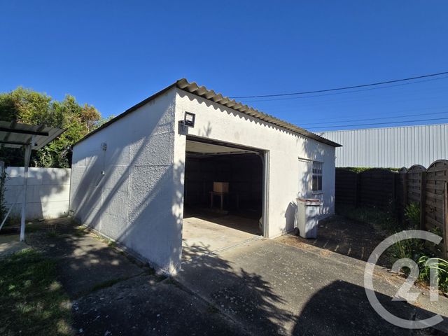 Maison &agrave; vendre - 6 pi&egrave;ces - 95 m2 - Sancoins - 18 - CENTRE