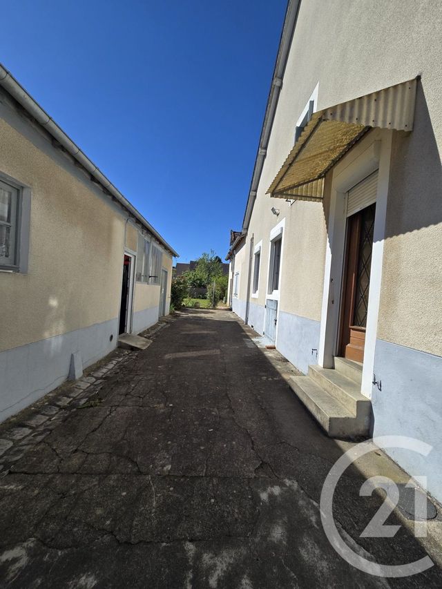 Maison &agrave; vendre - 5 pi&egrave;ces - 103 m2 - Sancoins - 18 - CENTRE