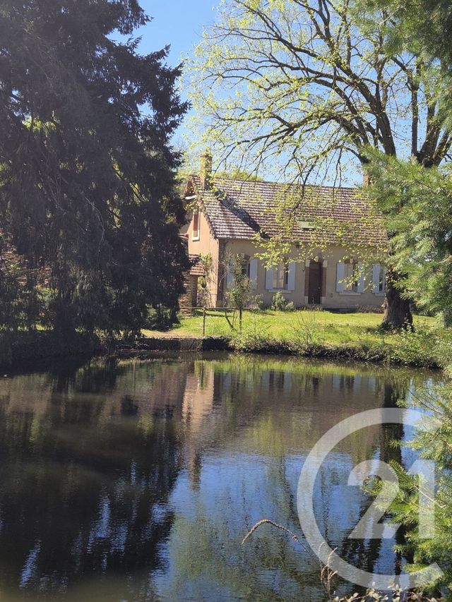 Maison &agrave; vendre - 7 pi&egrave;ces - 146,18 m2 - La Guerche Sur L Aubois - 18 - CENTRE