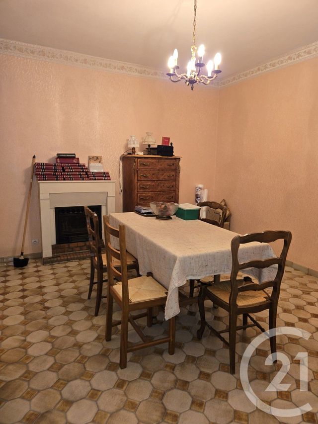 Maison &agrave; vendre - 7 pi&egrave;ces - 146,18 m2 - La Guerche Sur L Aubois - 18 - CENTRE