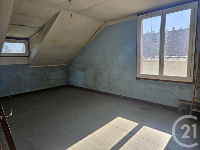 Maison &agrave; vendre - 4 pi&egrave;ces - 130 m2 - Le Veurdre - 03 - AUVERGNE